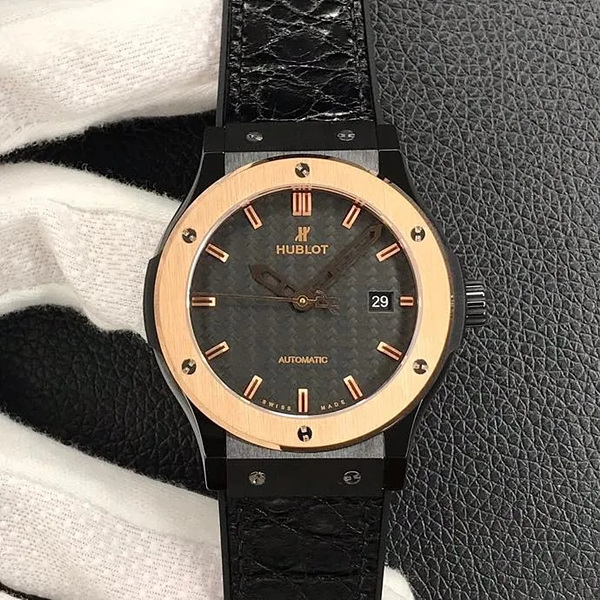 위블로 클래식퓨전 골드 카본다이얼 가죽스트랩 38mm